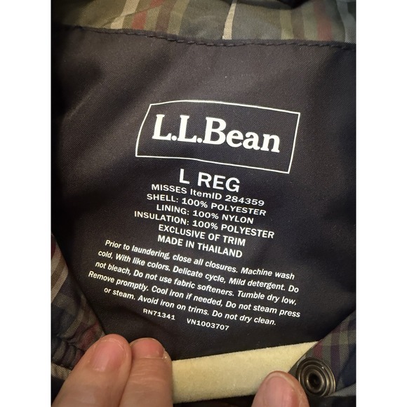 LL Bean Riding Jacket Barn Coat Women's Black Quilted Plaid Lining LARGE EUC - Picture 3 of 9